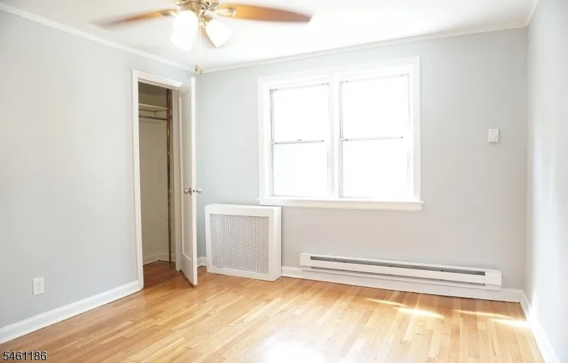 2 bed, 1.0 bath, $2,100 — Photo 2