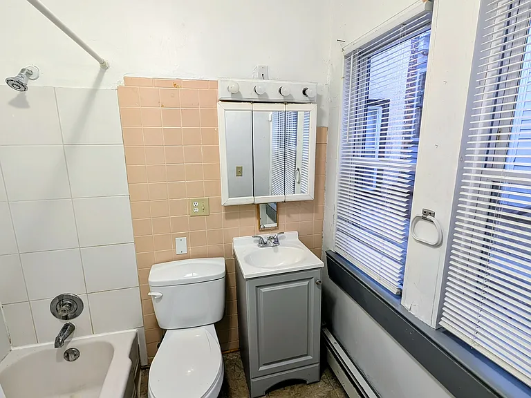 2411 W Mitchell St #3 — Photo 7