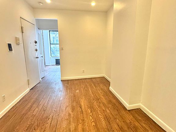 5th image of 509 E 81st St APT 6