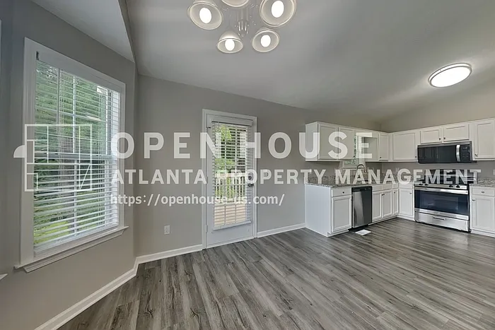 336 Paradise Cir — Photo 6