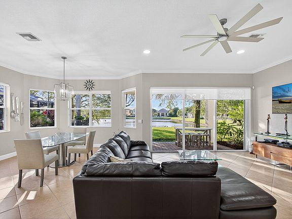 5th image of 3563 Birague Drive