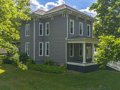 327 Lincoln Ave, Lincoln, IL, 62656