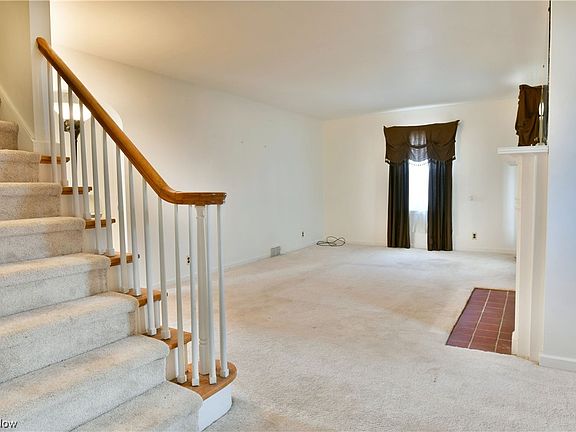 5th image of 34 S Hazelwood Ave