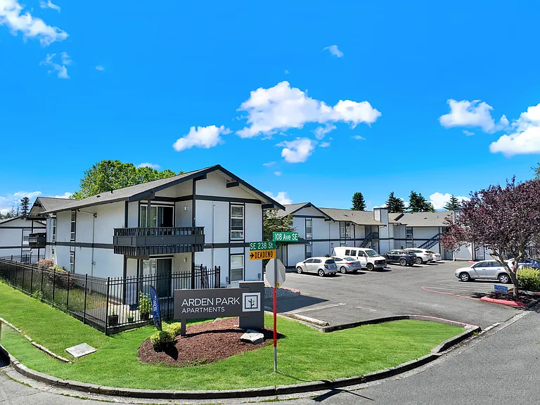 Arden Park Apartments — Photo 16