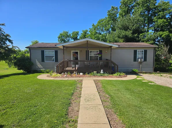 8320 Hopewell National Rd, Zanesville, OH 43701