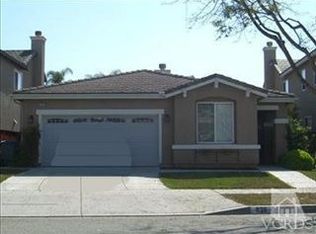 828 Entrada Dr, Oxnard, CA 93030