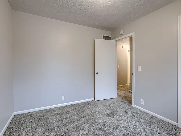 12511 Patrick Cir — Photo 14