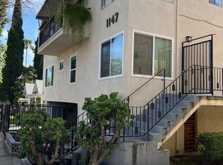 1147 Vista, Los Angeles, CA 90046