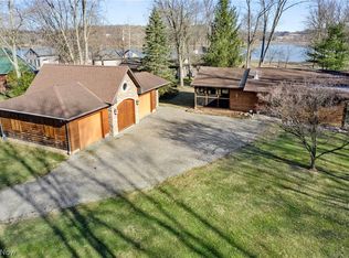 2016 Lakewood Rd SW, Sherrodsville, OH 44675