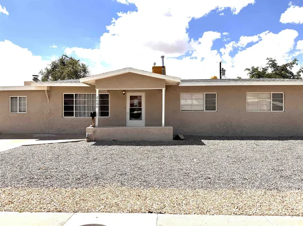 2409 Cambridge Ave, Alamogordo, NM 88310