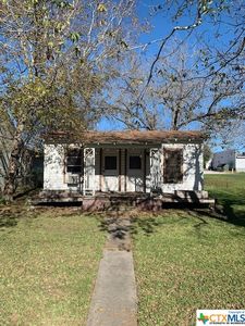 413 N Avenue F, Shiner, TX, 77984