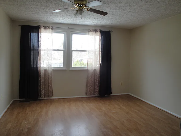 25528 Coltrane Dr — Photo 14
