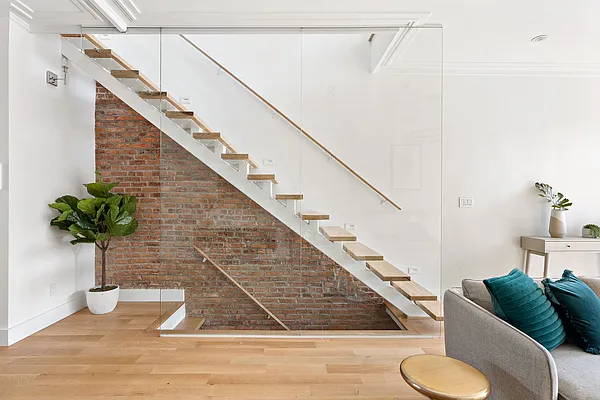 Sold by Compass | media 8