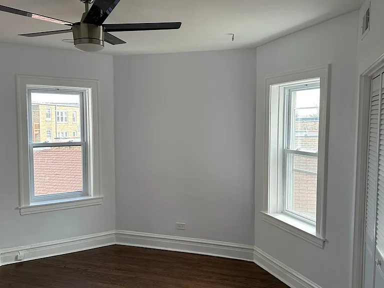5739 N Francisco Ave #3 — Photo 7