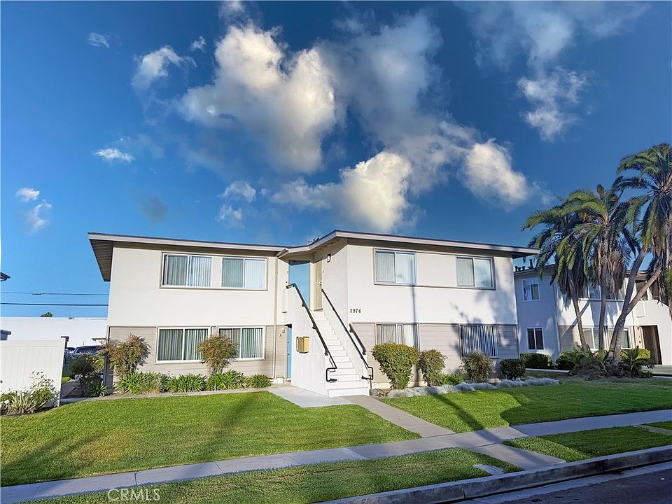 1st image of 2976 Royal Palm Dr