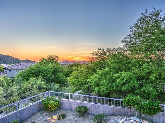 5th image of 7747 E Sugarloaf Cir