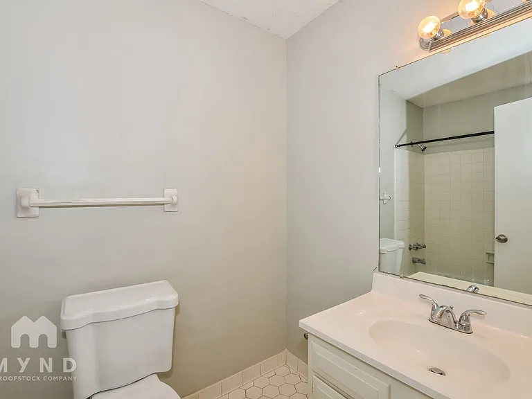 3306 Foggy Ridge Cv — Photo 17