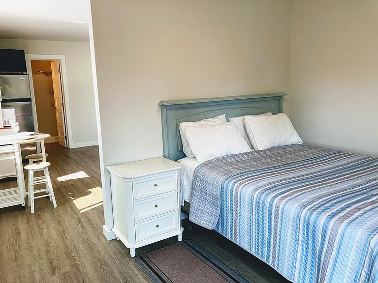 2400 Washington St #1 — Photo 12