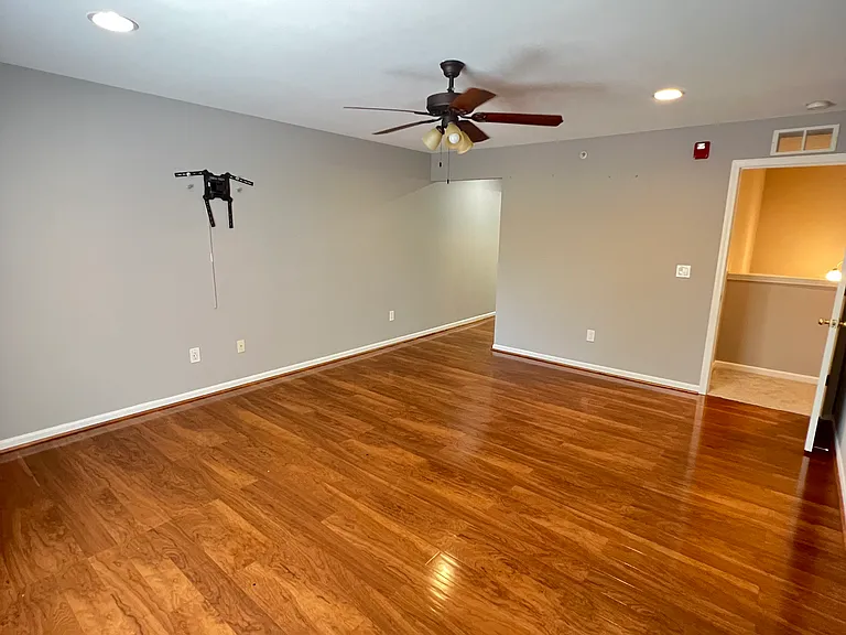45555 Hidden View Ct — Photo 16