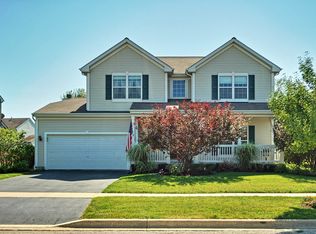 215 Stearn Dr, Genoa, IL 60135