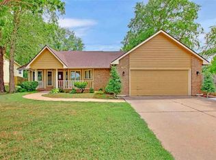 7729 W 2nd St N, Wichita, KS 67212