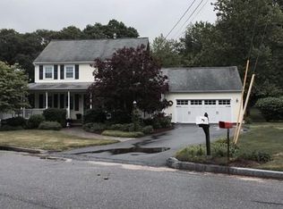 9 Deerfield Ct, Lincoln, RI 02865