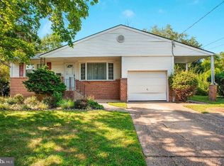 994 Kingston Dr, Cherry Hill, NJ 08034