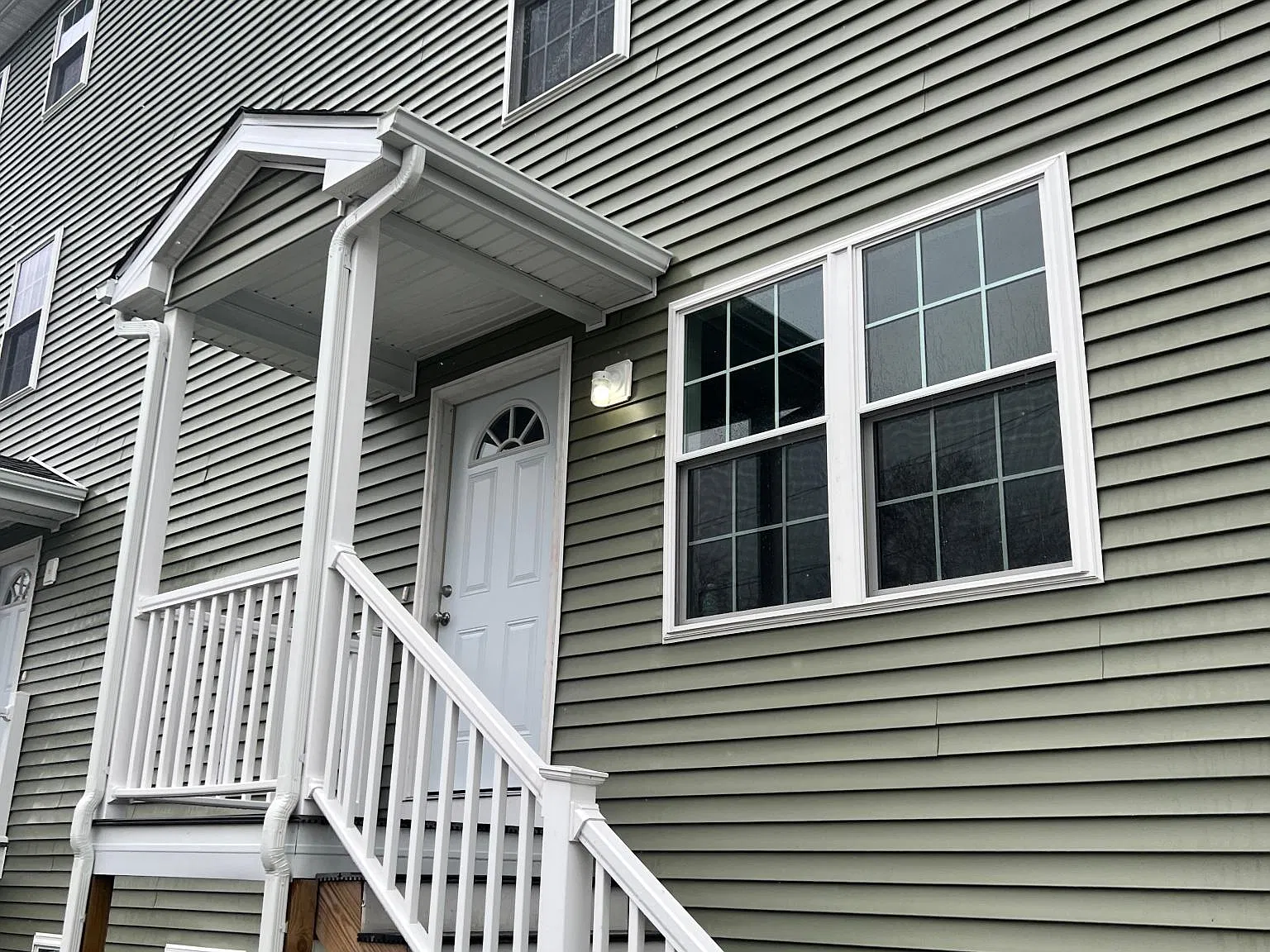 4 bed, 2.5 bath, 1848 sqft, $3,100 — Photo 3