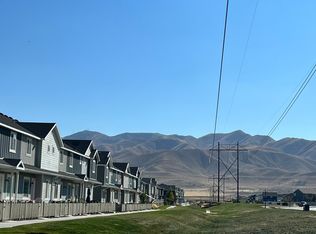 7543 N Cottage Ln, Eagle Mountain, UT 84005