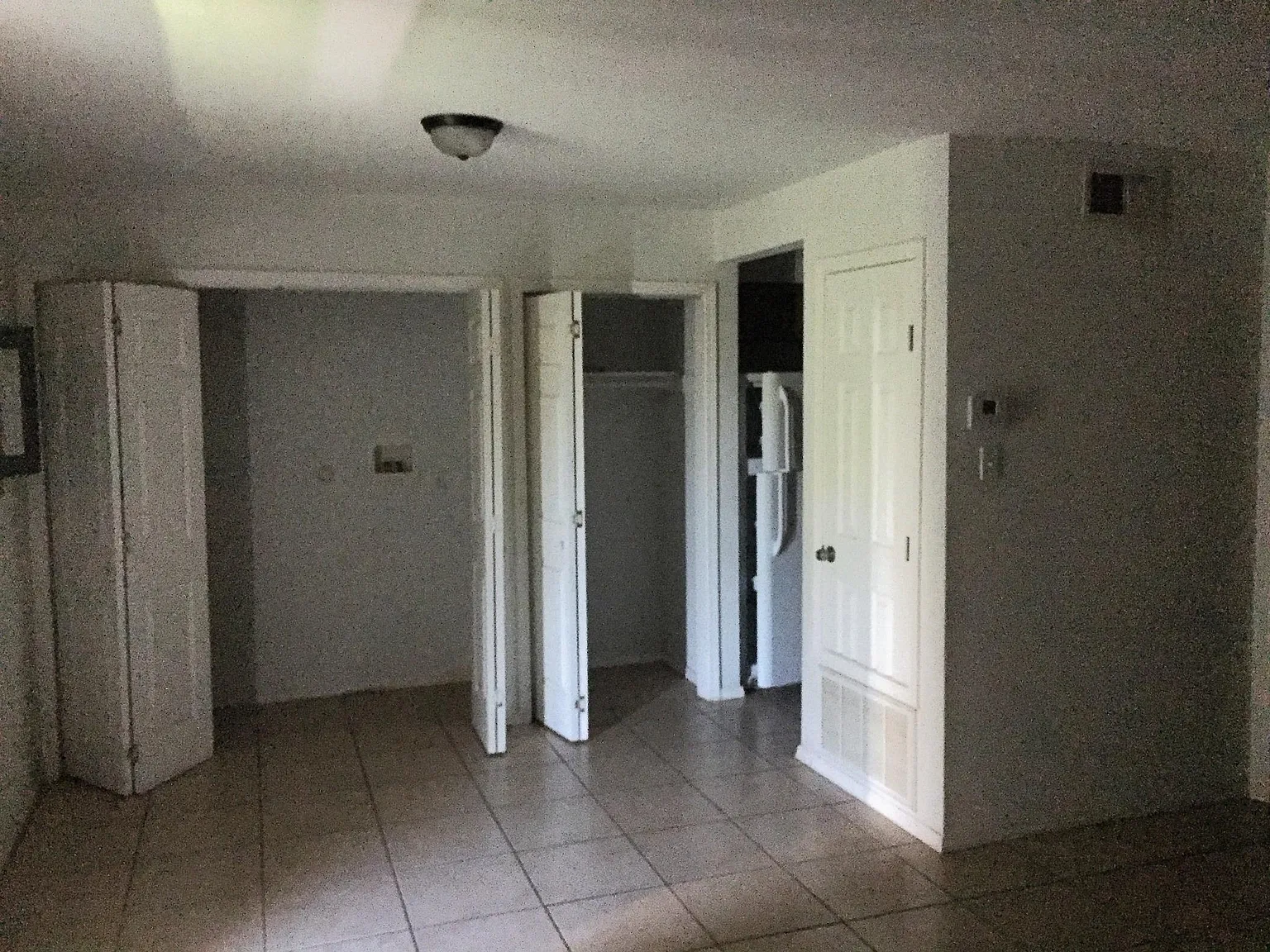 2 bed, 1.5 bath, $1,100 — Photo 3