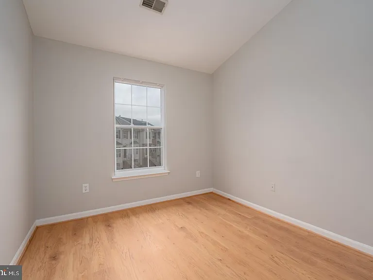 20821 Shamrock Glen Cir #804 — Photo 24