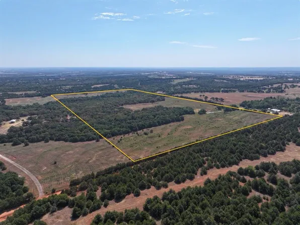 1 S Westminster Rd #33, Guthrie, OK 73044