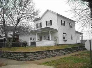 2003 Poplar St, Kenova, WV 25530