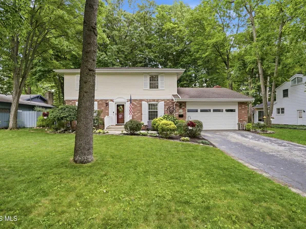 609 Sutton Pl, Findlay, OH 45840