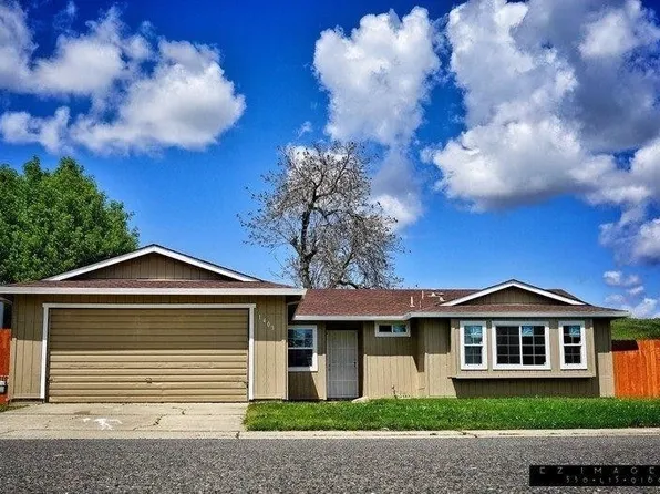1403 Lisa Way, Linda, CA 95901