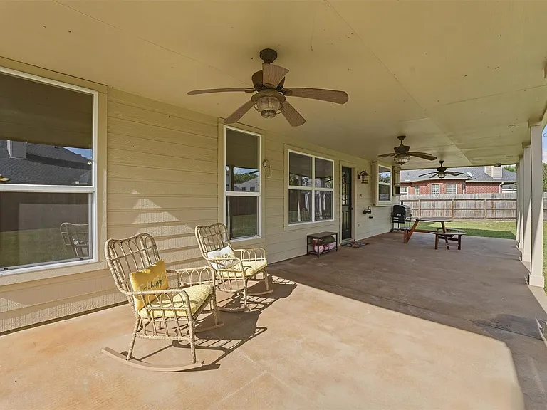6215 Lake Chase Ct — Photo 27