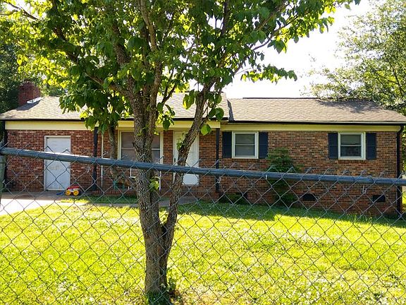 2nd image of 2047 Green Oak Dr
