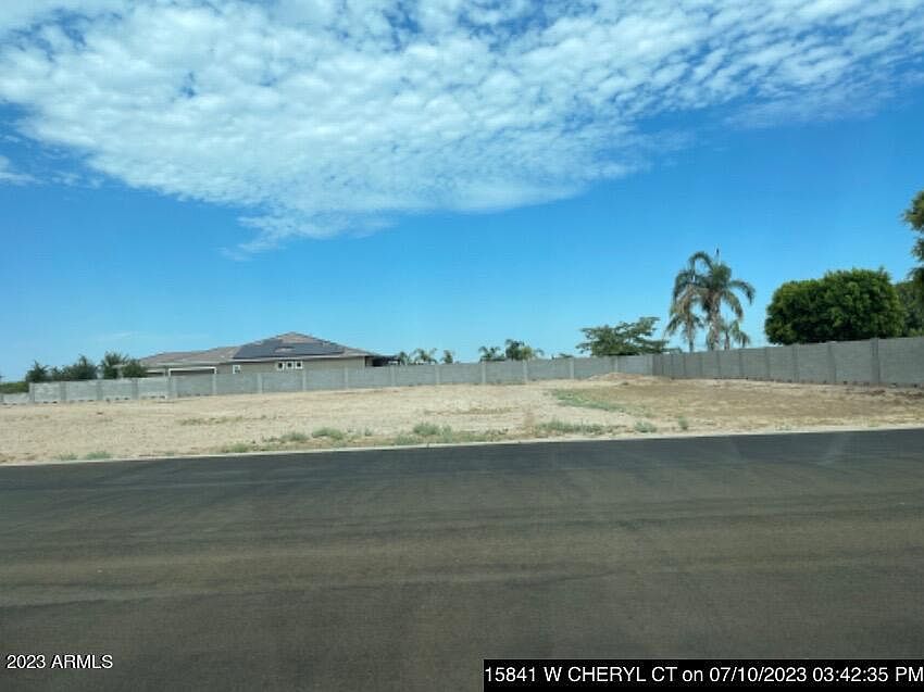 2nd image of 15841 W Cheryl Ct