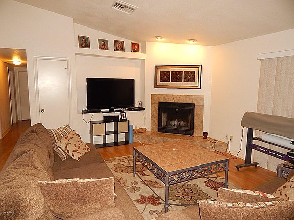 3rd image of 1331 S BUNKER HILL Drive