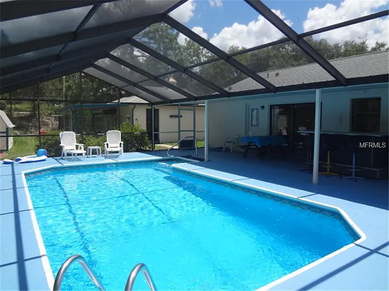 3 bed, 1760 sqft, $2,300 — Photo 3