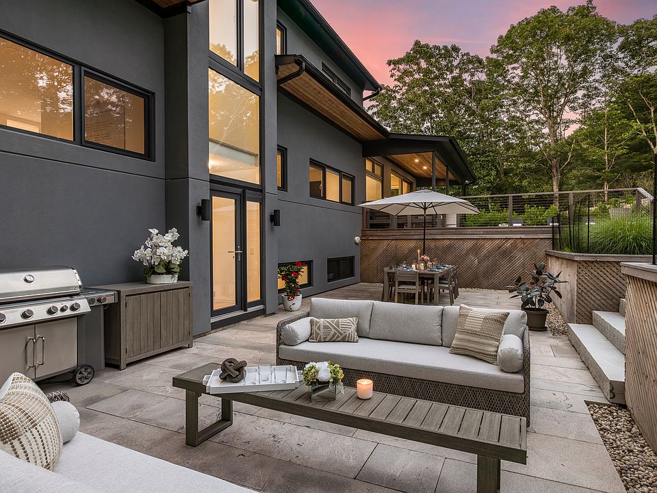 32 Island View Dr W, Sag Harbor, NY 11963 | Zillow