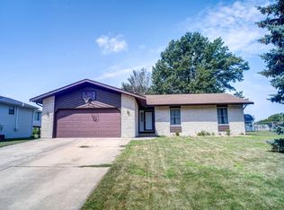 103 Sheringham Dr, Normal, IL 61761