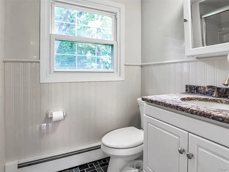 40 Seabrook Ln — Photo 14