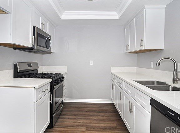 5th image of 4788 Lakeview Ave #48