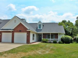 4210 33rd Ave, Moline, IL 61265