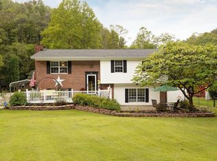 541 Fudges Creek Rd, Barboursville, WV 25504
