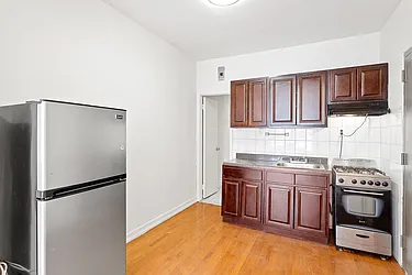 Rented by Safdie Realty Group