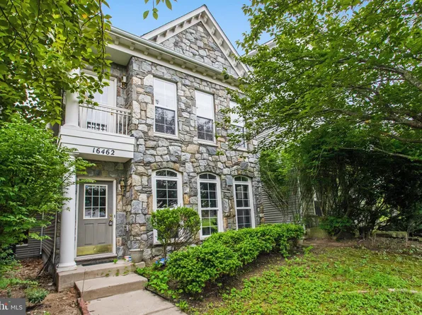 16462 Kenneweg Ct, Woodbridge, VA 22191