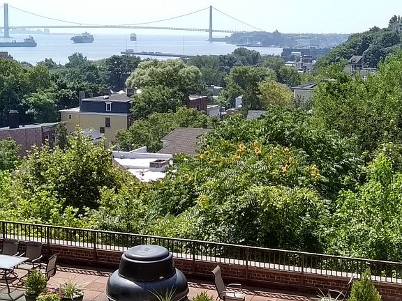 2nd image of 50 Fort Pl APT A3c