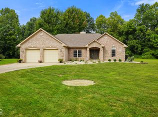 3160 Southampton Dr, Martinsville, IN 46151